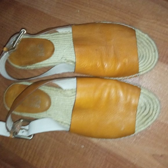 Michael Kors espadrille flat sandals, BUTTERY SOFT genuine leather. - Picture 4 of 4